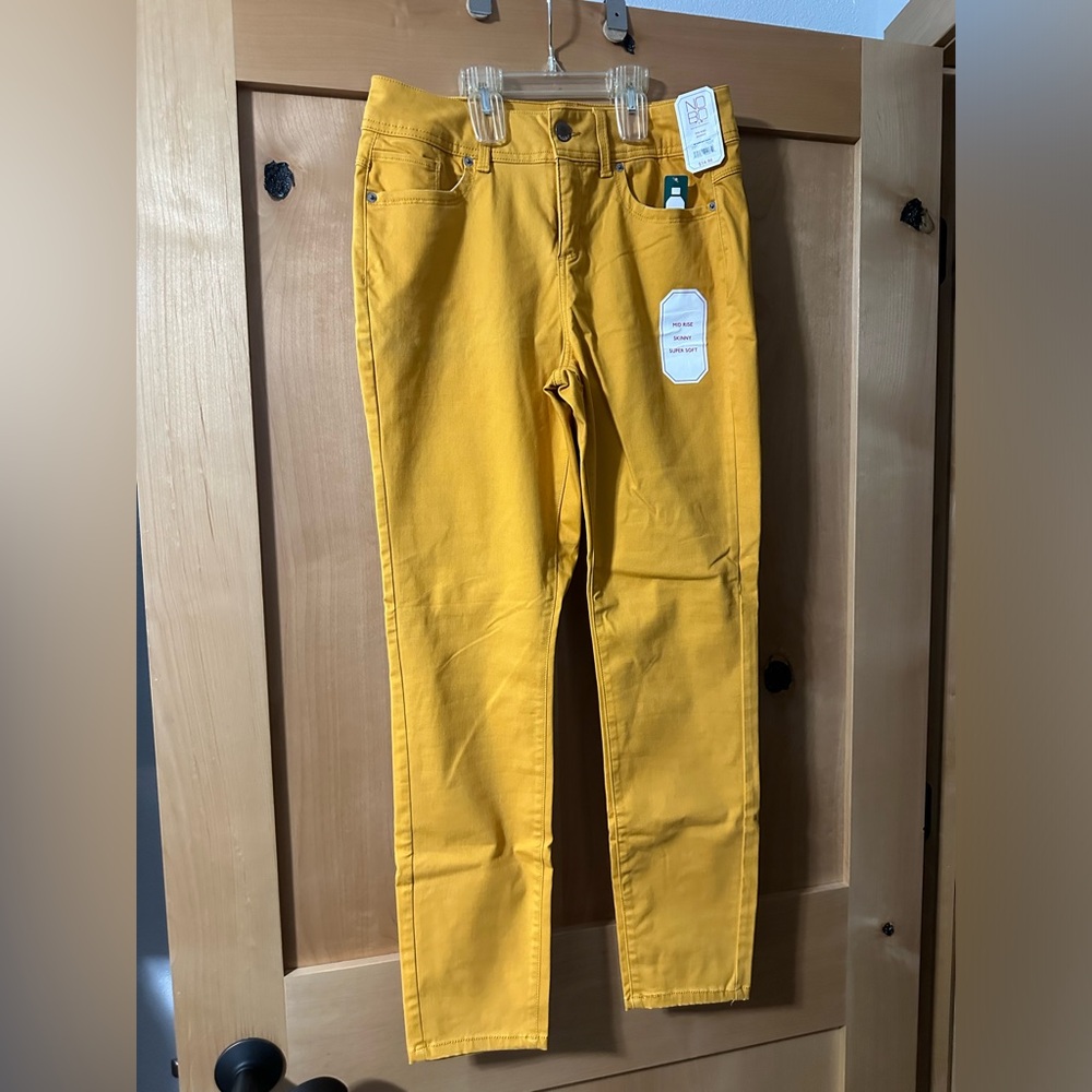 Skinny pants